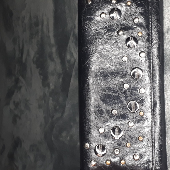 Kenneth Cole Reaction Black Wallet with wristlet - Picture 6 of 6